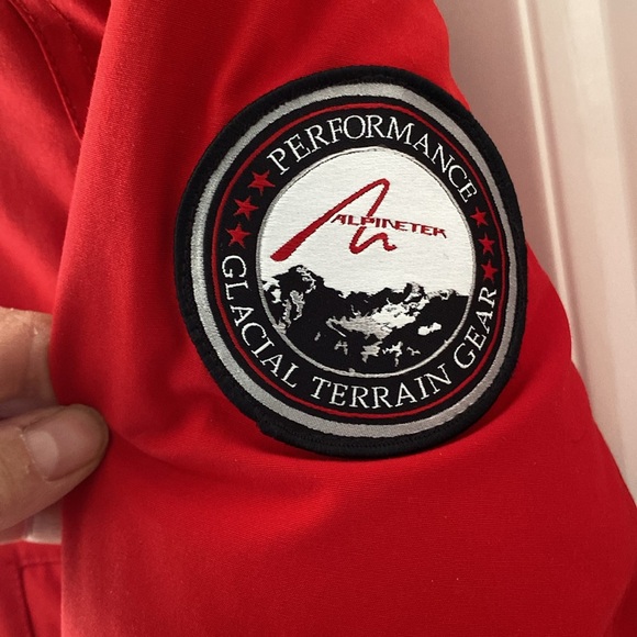 AlpineTek Winter Jacket Kids, Glacial Terrain Gear - Picture 9 of 14